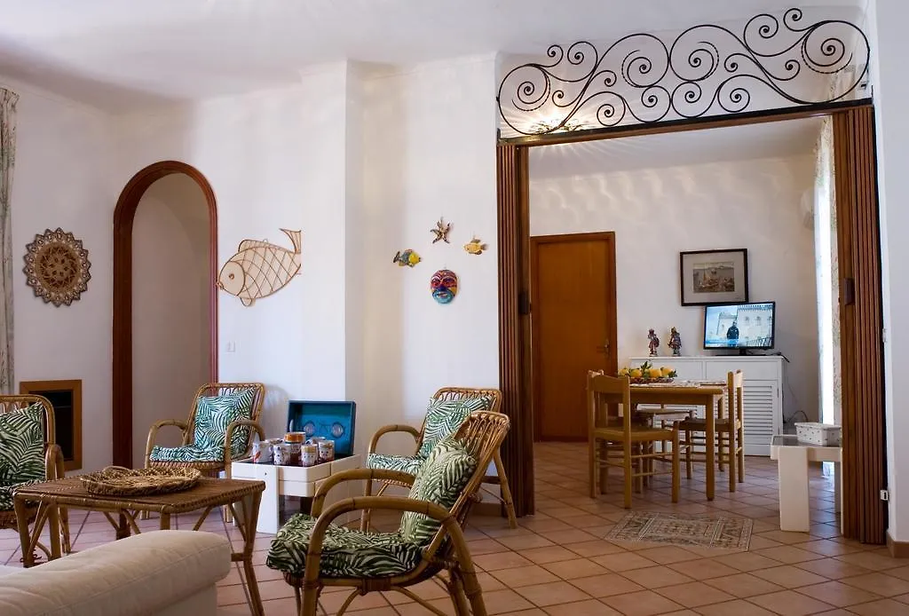 ジャルディーニ・ナクソスCasa La Pergolaアパートメント イタリア